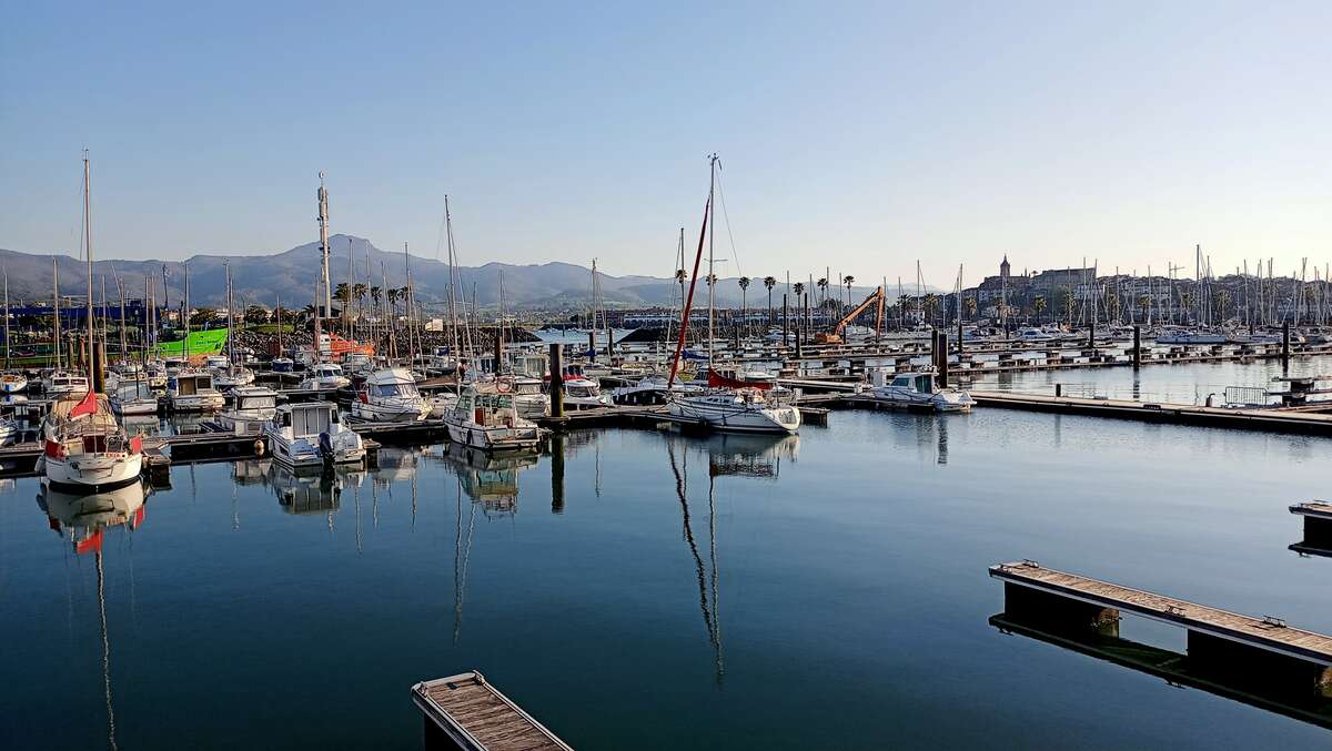 Port d'Hendaye au pays basque © Boudry Caroline Port d'Hendaye au pays basque