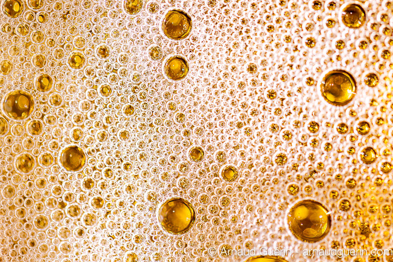 Bulles de poiré du Domfrontais en Normandie, spécialité locale