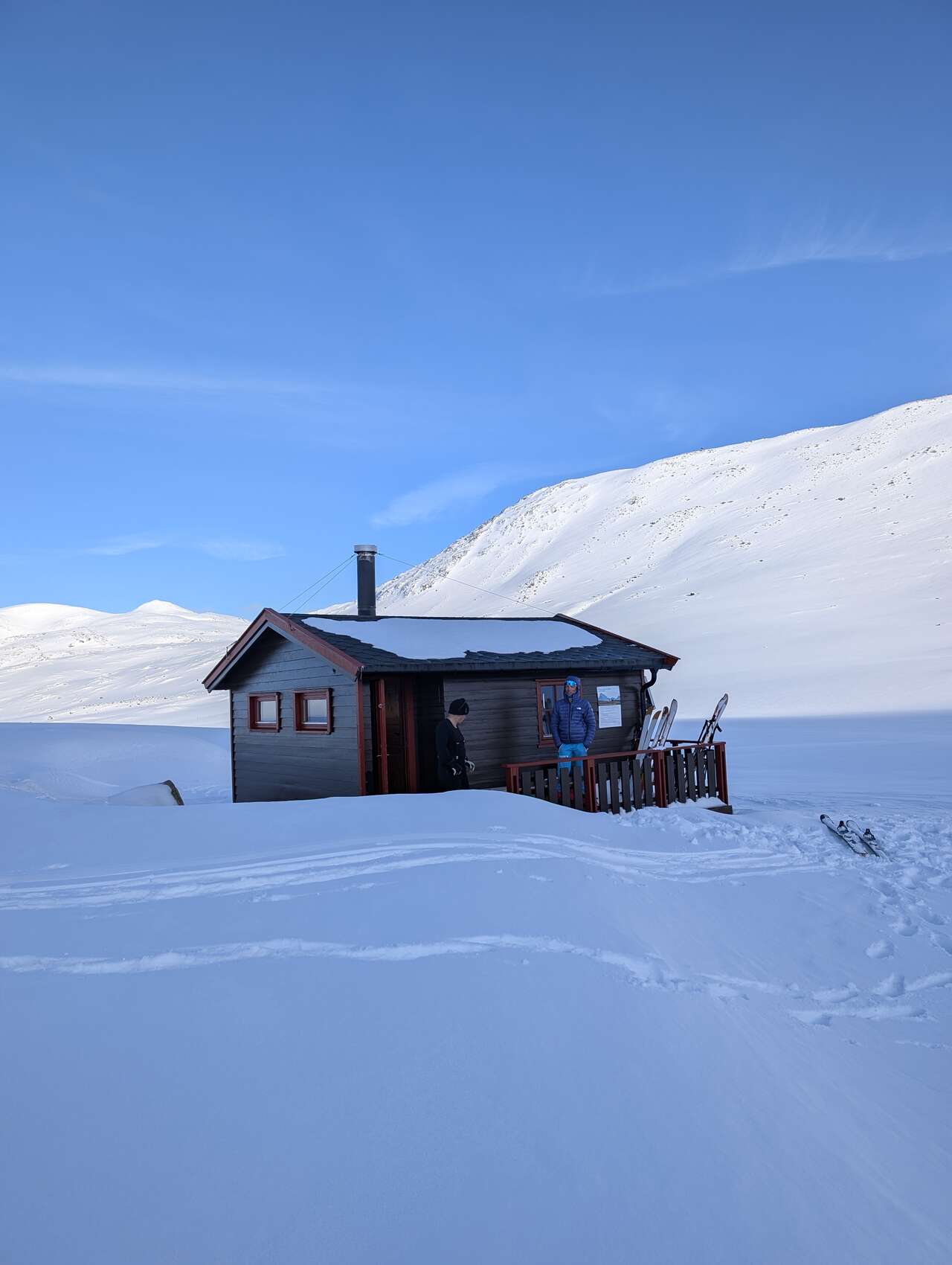 Chalet-refuge isolé au cœur des montagnes du Storstein en Norvège